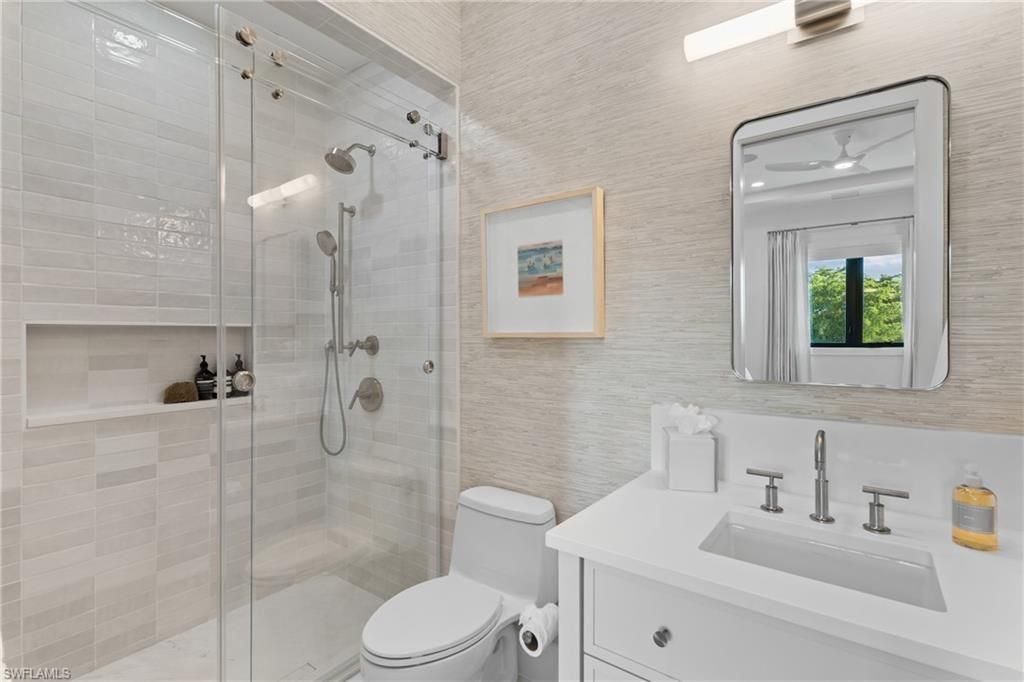 82 9th St S, Unit 301, Naples, FL 34102 Photo