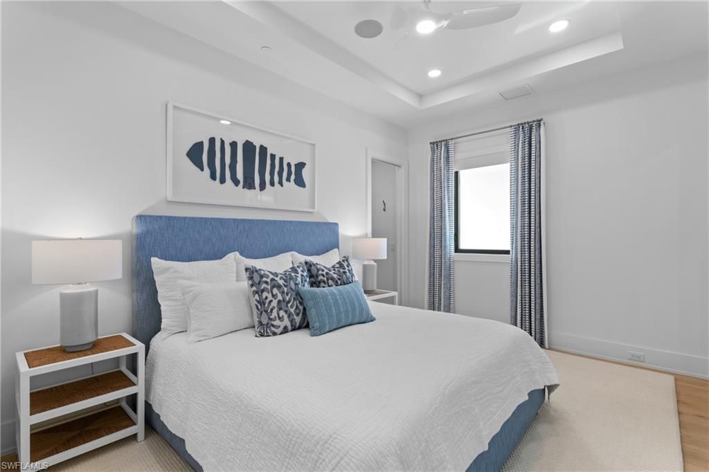 82 9th St S, Unit 301, Naples, FL 34102 Photo