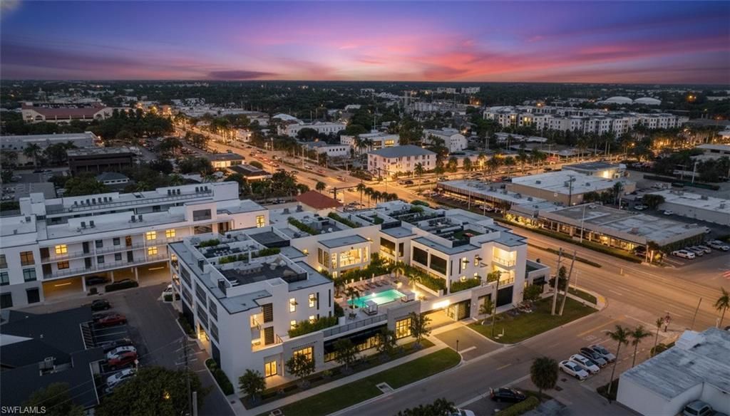 82 9th St S, Unit 301, Naples, FL 34102 Photo