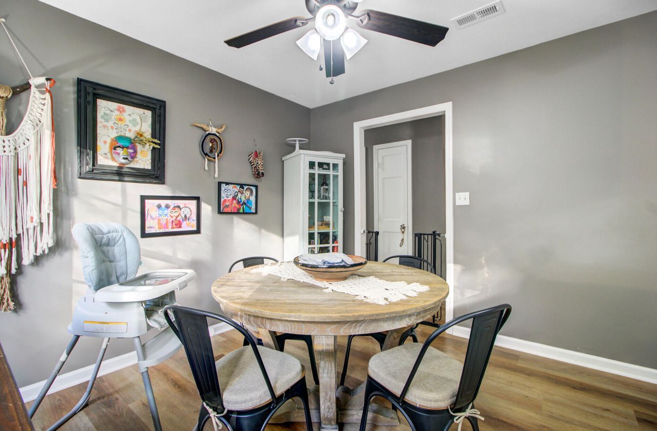 113 Sprucewood Drive Photo 10