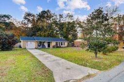 113 Sprucewood Drive photo 4