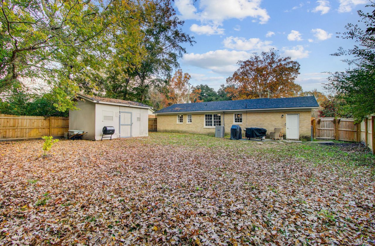 113 Sprucewood Drive Photo 29