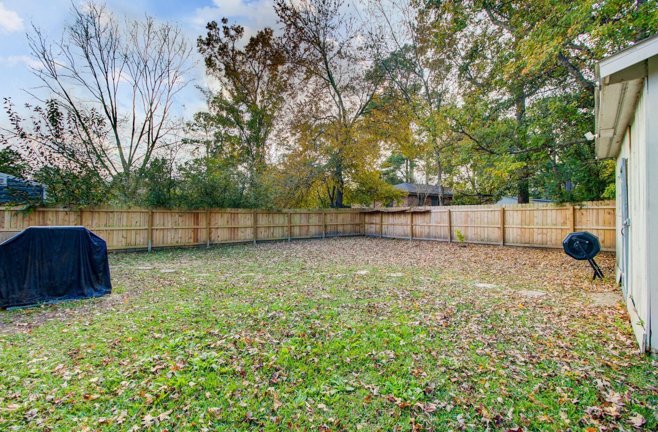 113 Sprucewood Drive Photo 31