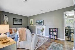 113 Sprucewood Drive photo 4