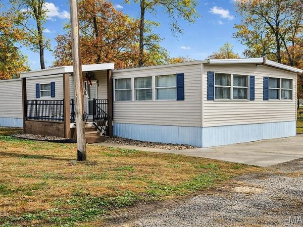 1106 Harrison Avenue, Sandoval, IL 62882