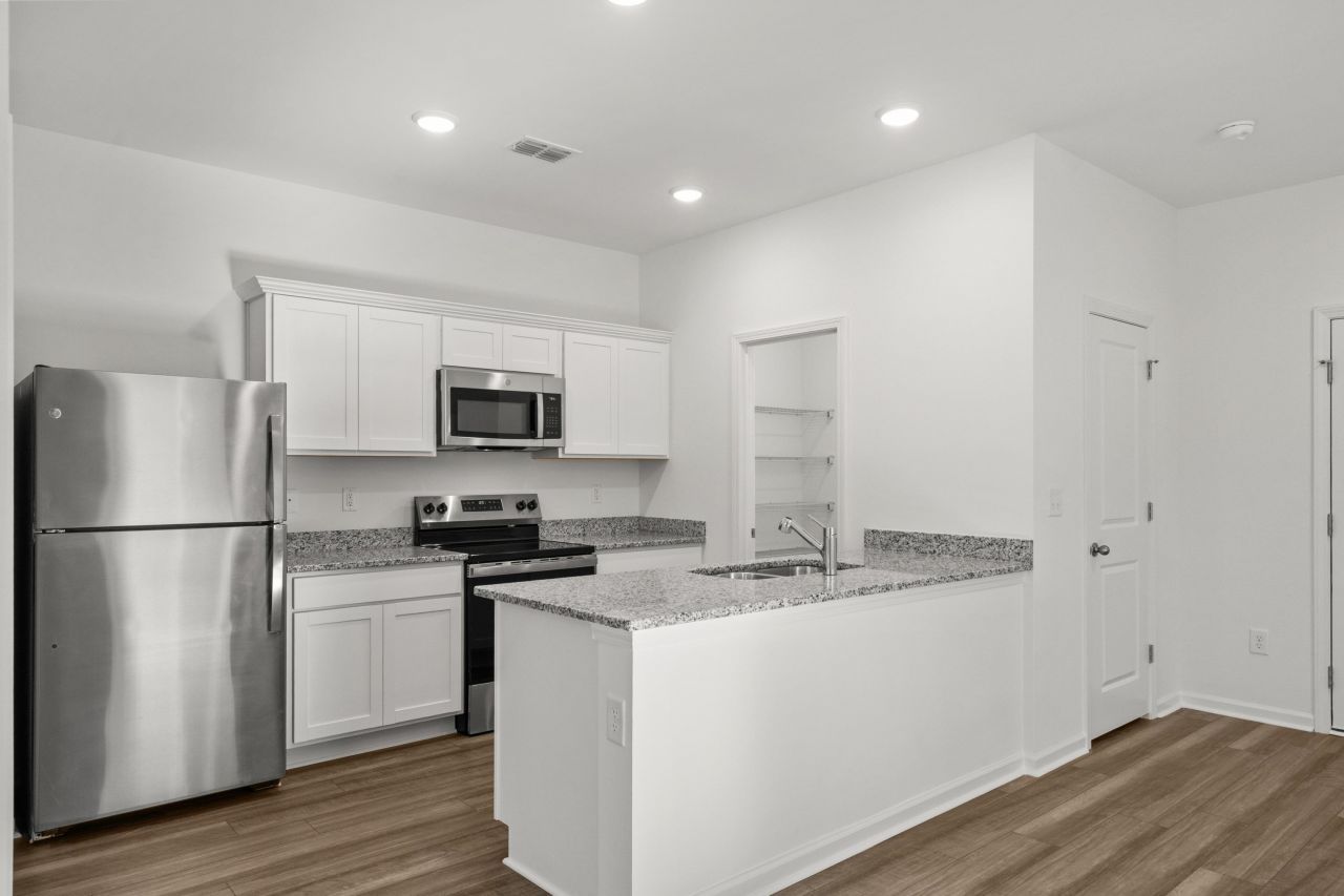 458 Castillo Dr. Photo 15