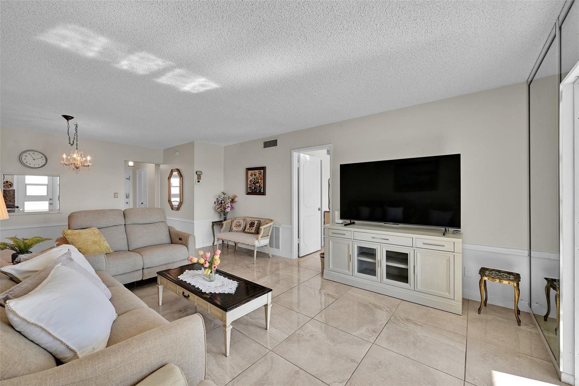 2350 NE 14th Street Causeway, Unit 609, Pompano Beach, FL 33062 Photo