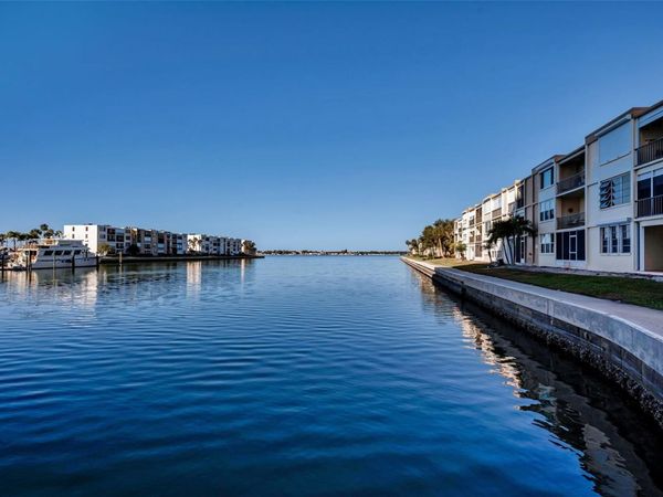 7420 BAY ISLAND DRIVE, Unit 374, SOUTH PASADENA, FL 33707