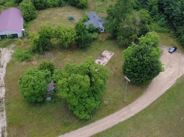 62769 Walnut Street, Bangor, MI 49013