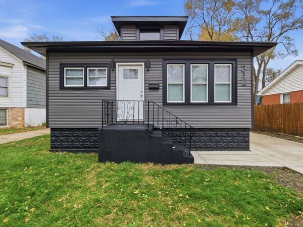 312 E 136th Street, Chicago, IL 60827