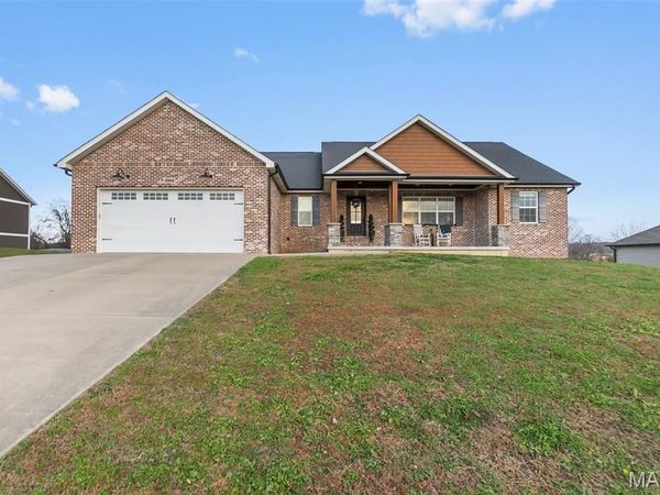 2864 Clear Spring Place, Jackson, MO 63755