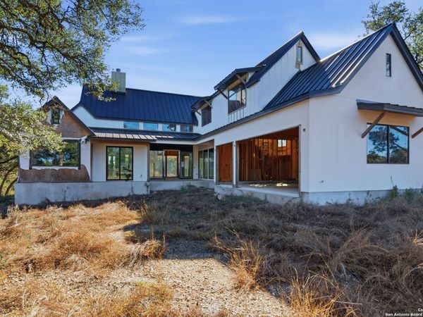 1742 Paradise Pkwy, Canyon Lake, TX 78133