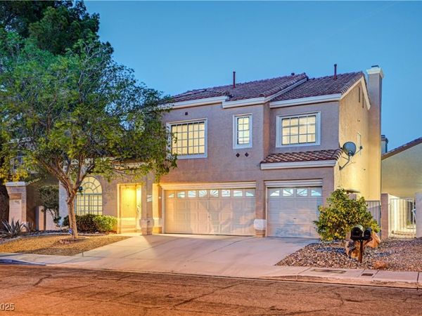 1968 Evening Glow Drive, Las Vegas, NV 89134