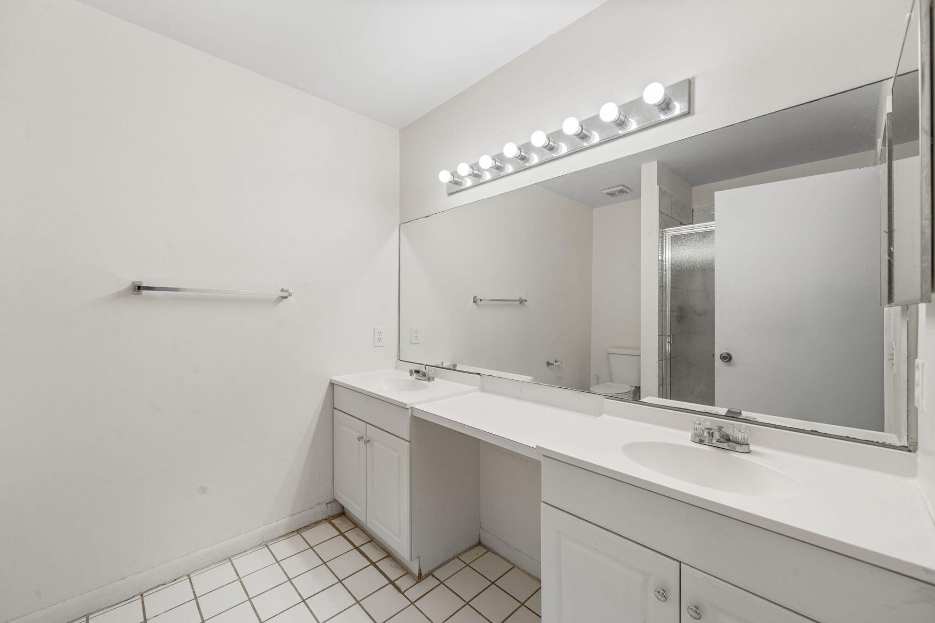 5072 Pine Abbey Drive S, West Palm Beach, FL 33415 Photo