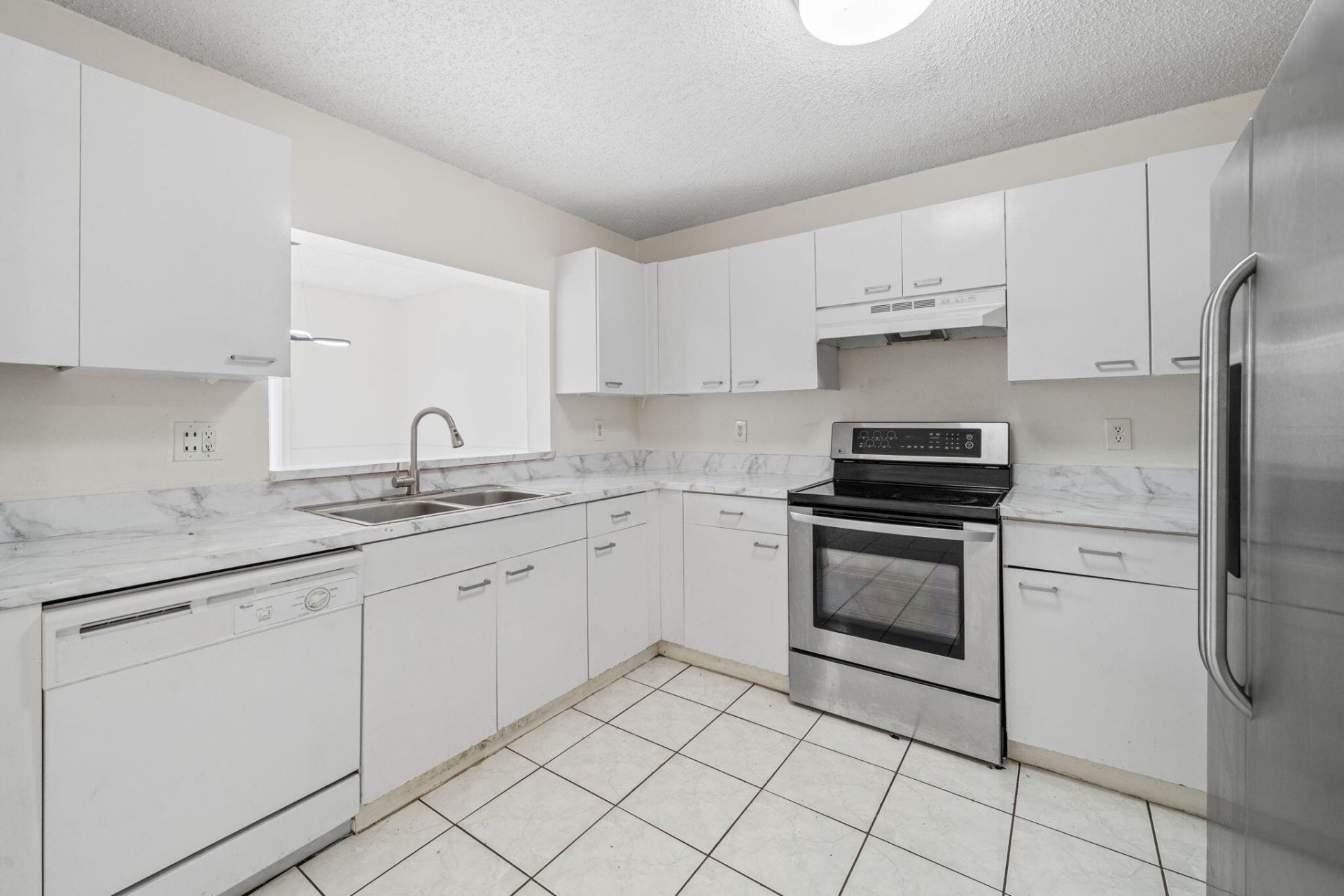 5072 Pine Abbey Drive S, West Palm Beach, FL 33415 Photo