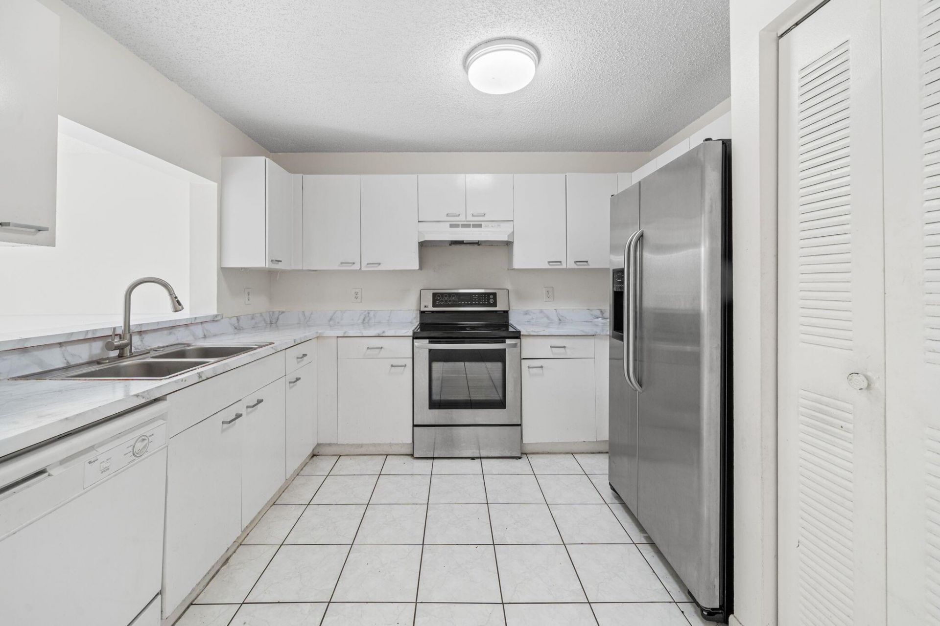 5072 Pine Abbey Drive S, West Palm Beach, FL 33415 Photo