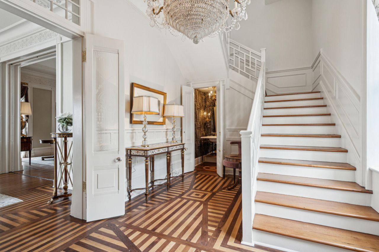 25 East Battery Street Photo 11