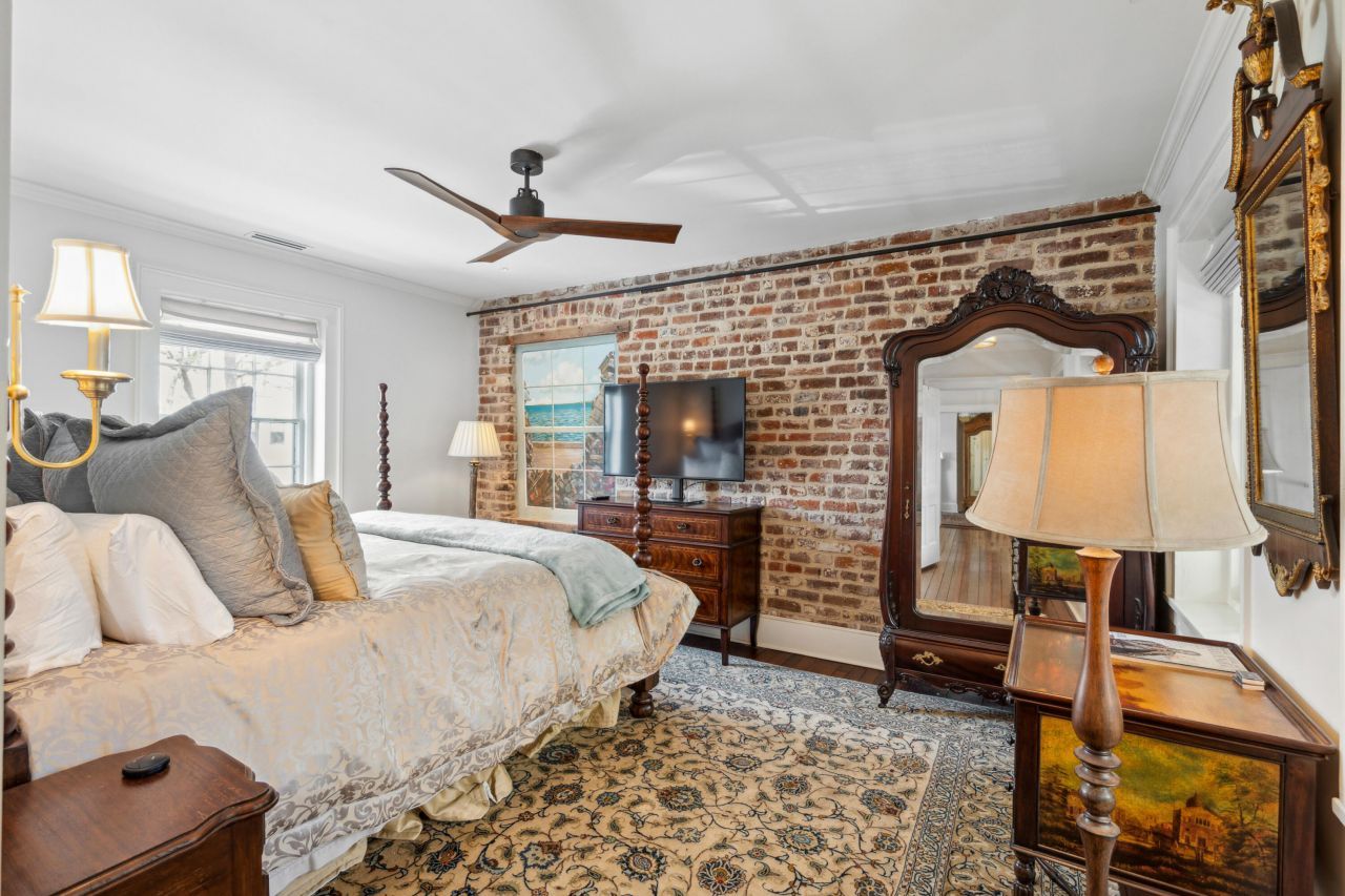 25 East Battery Street Photo 120