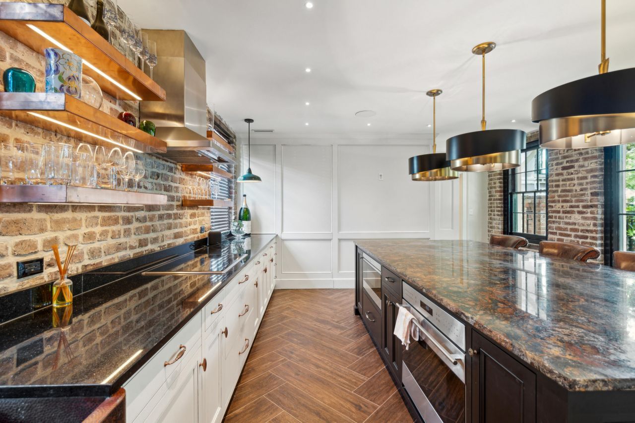 25 East Battery Street Photo 126