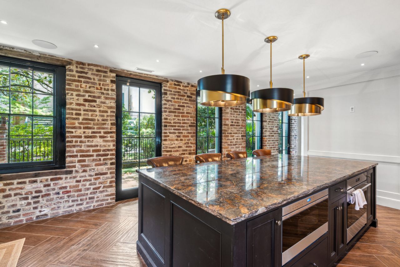 25 East Battery Street Photo 127