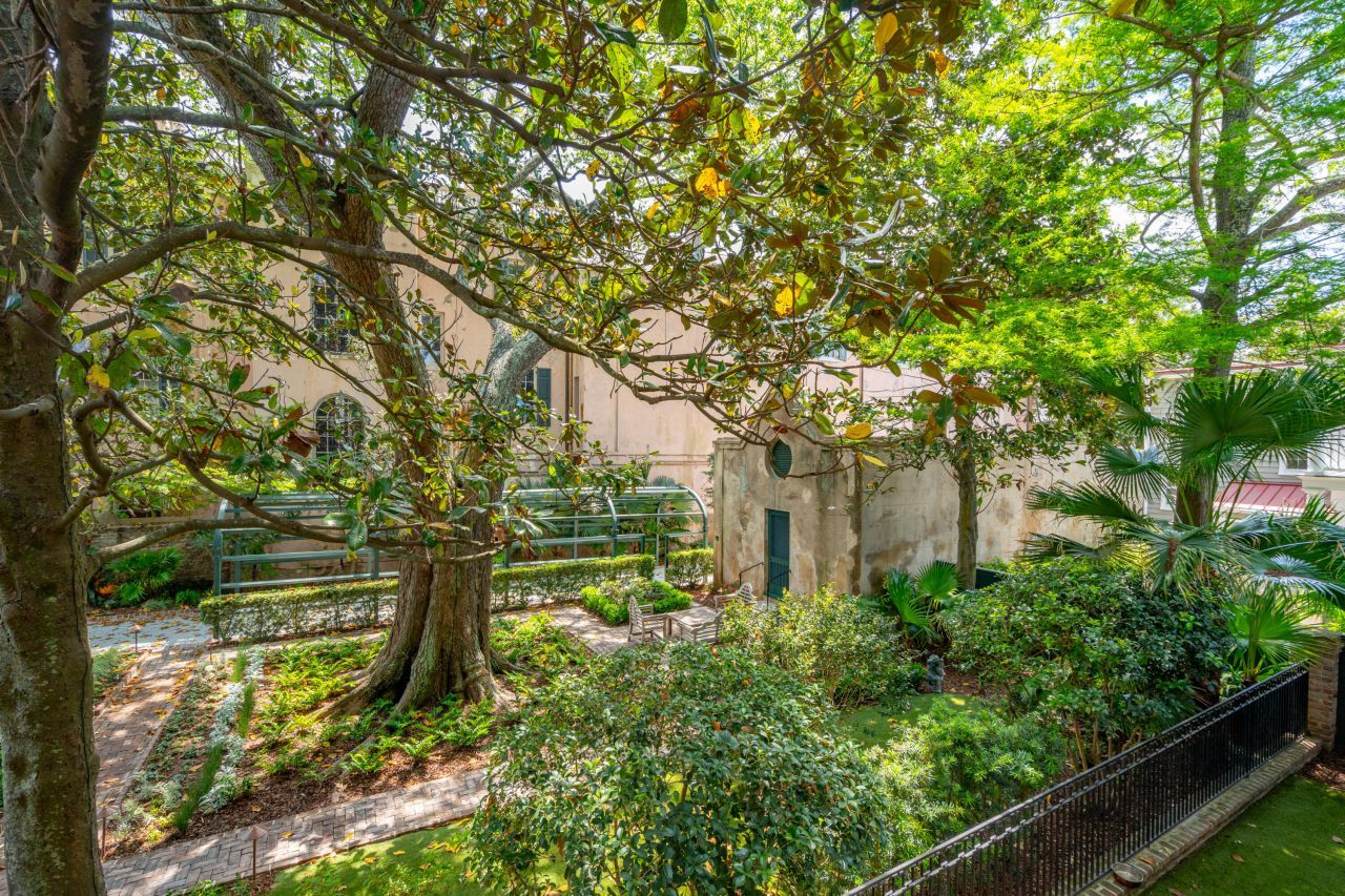 25 East Battery Street Photo 134