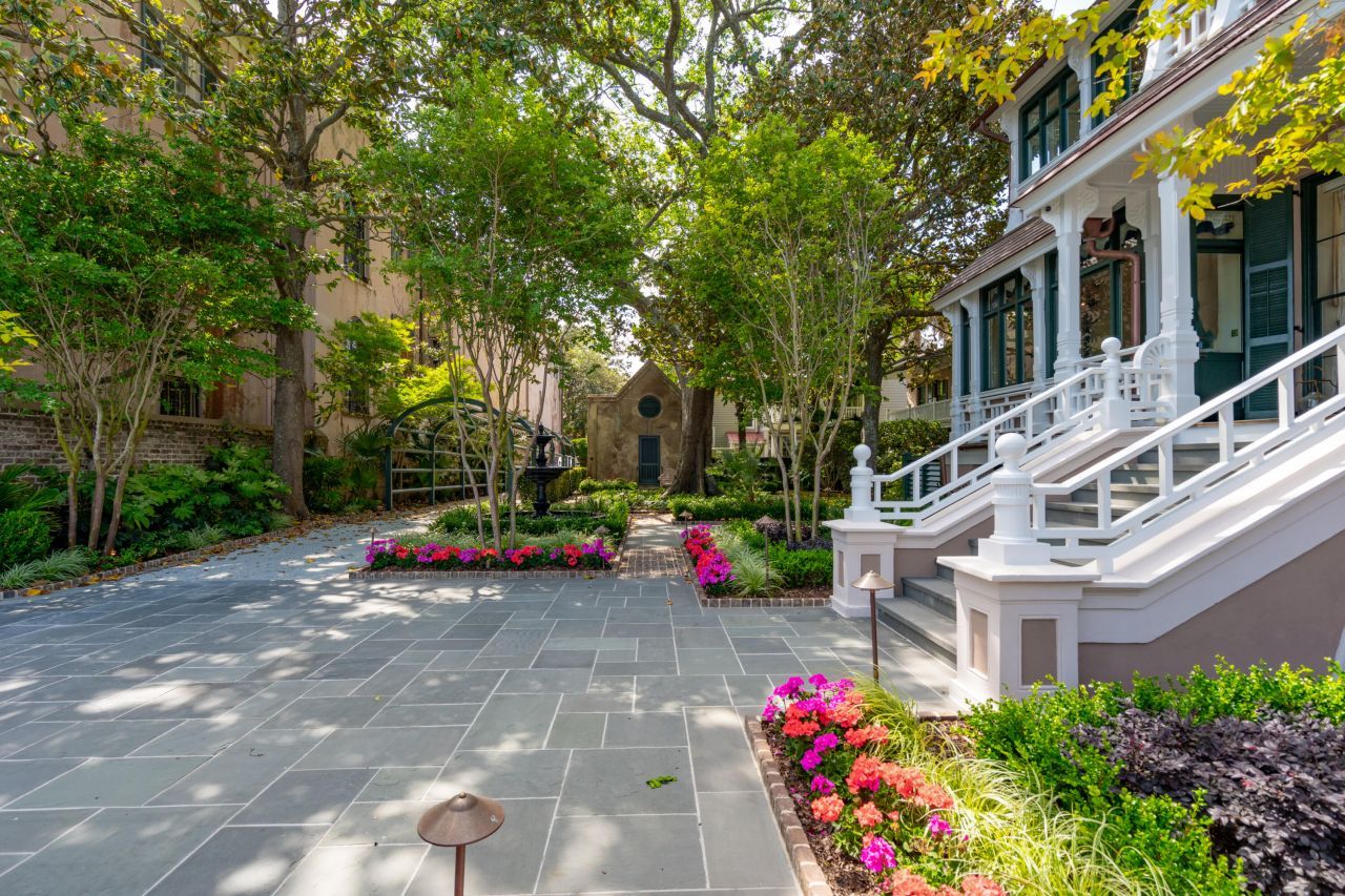 25 East Battery Street Photo 135