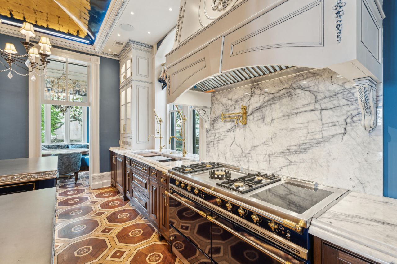 25 East Battery Street Photo 22