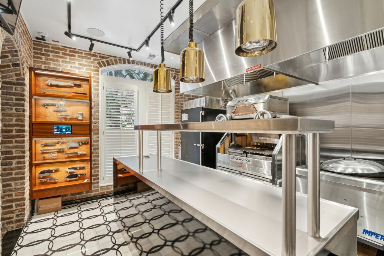 25 East Battery Street Photo 36