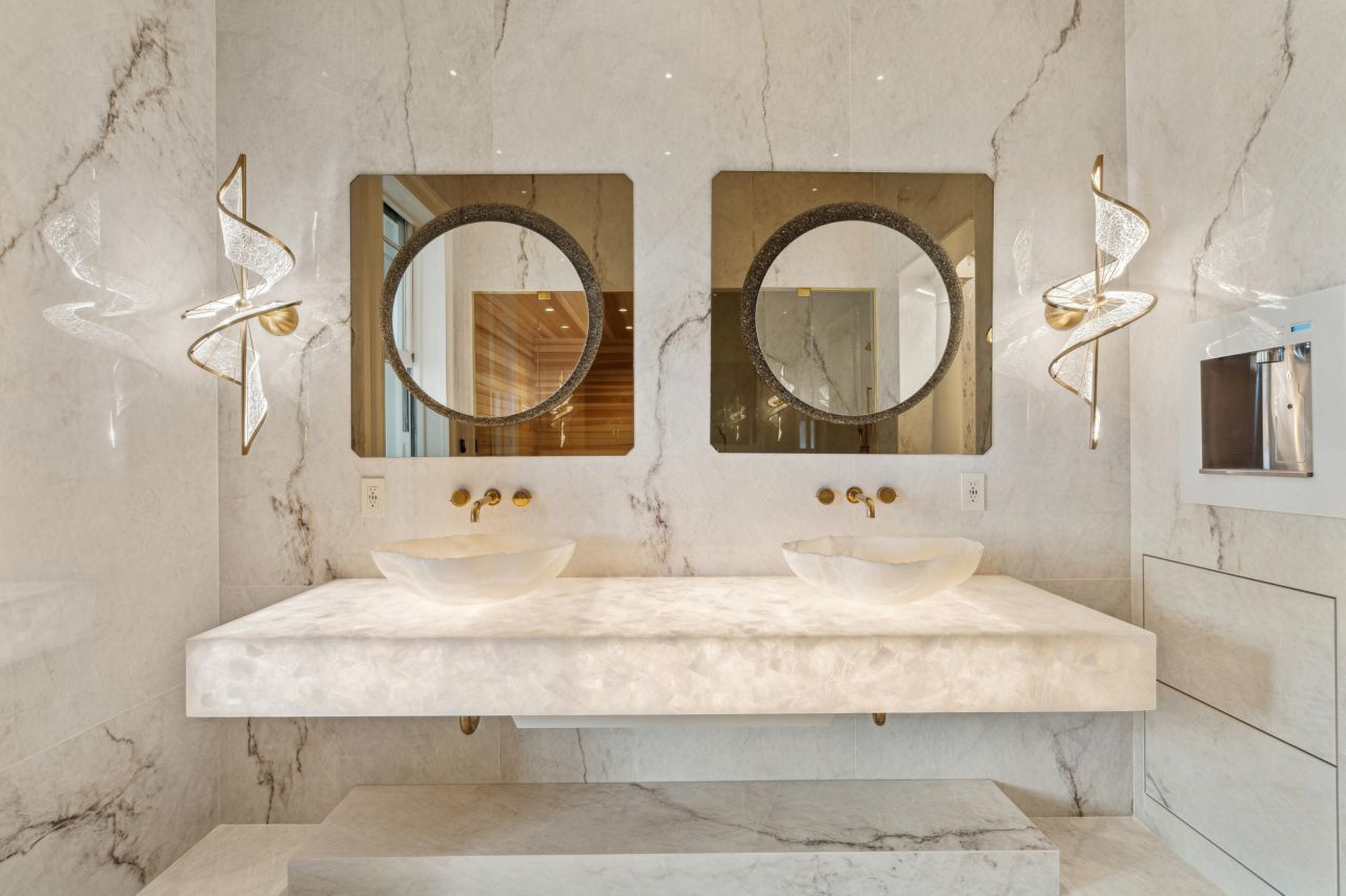 25 East Battery Street Photo 59