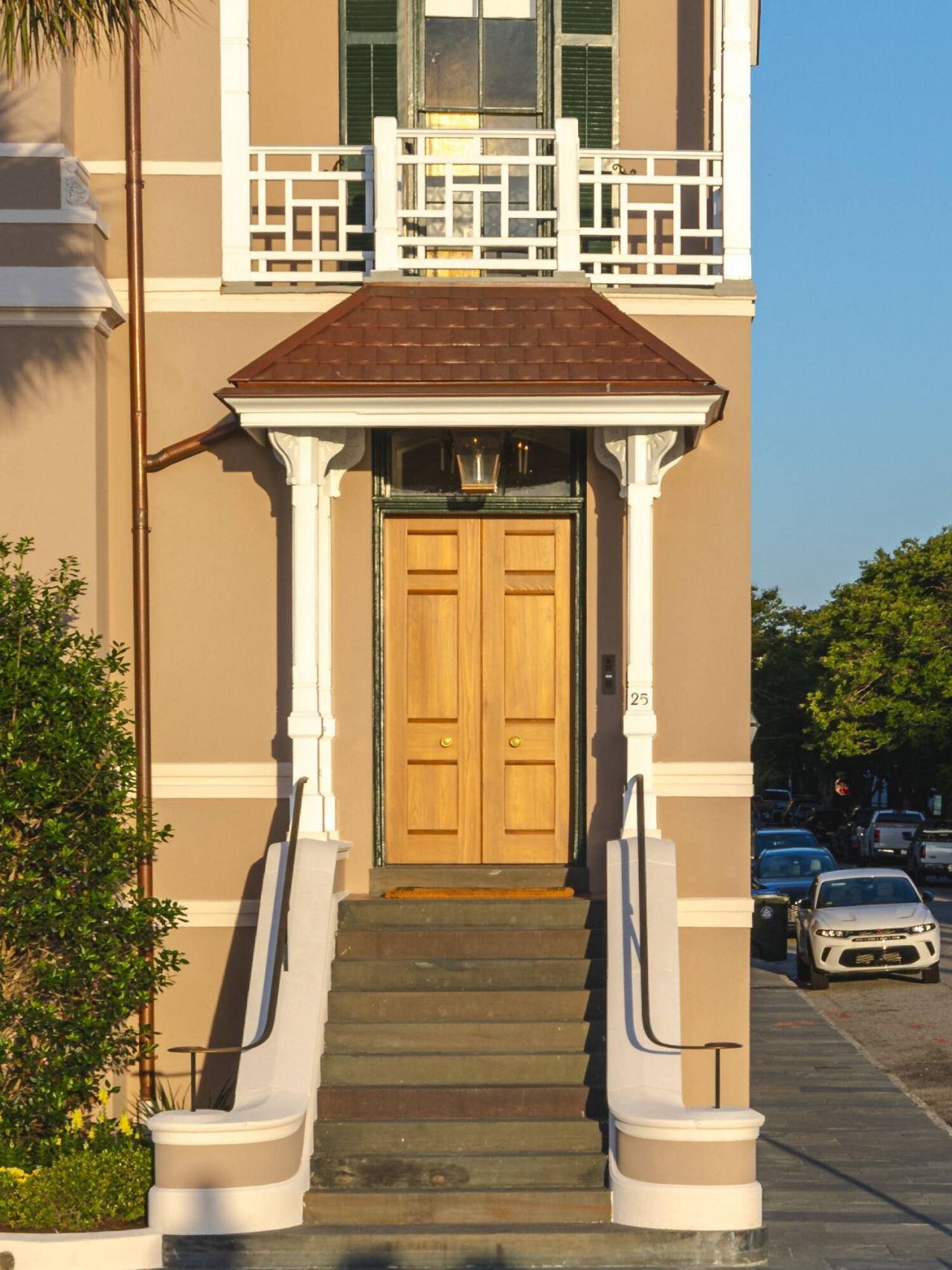 25 East Battery Street Photo 6