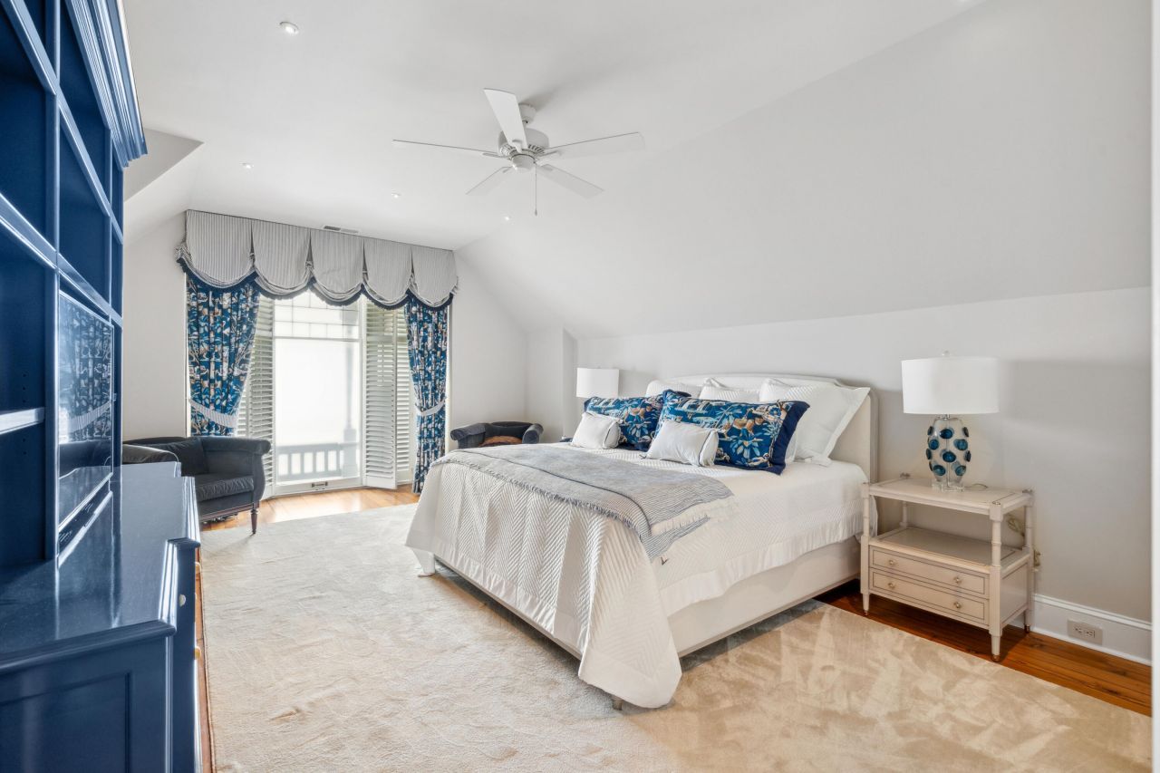 25 East Battery Street Photo 72