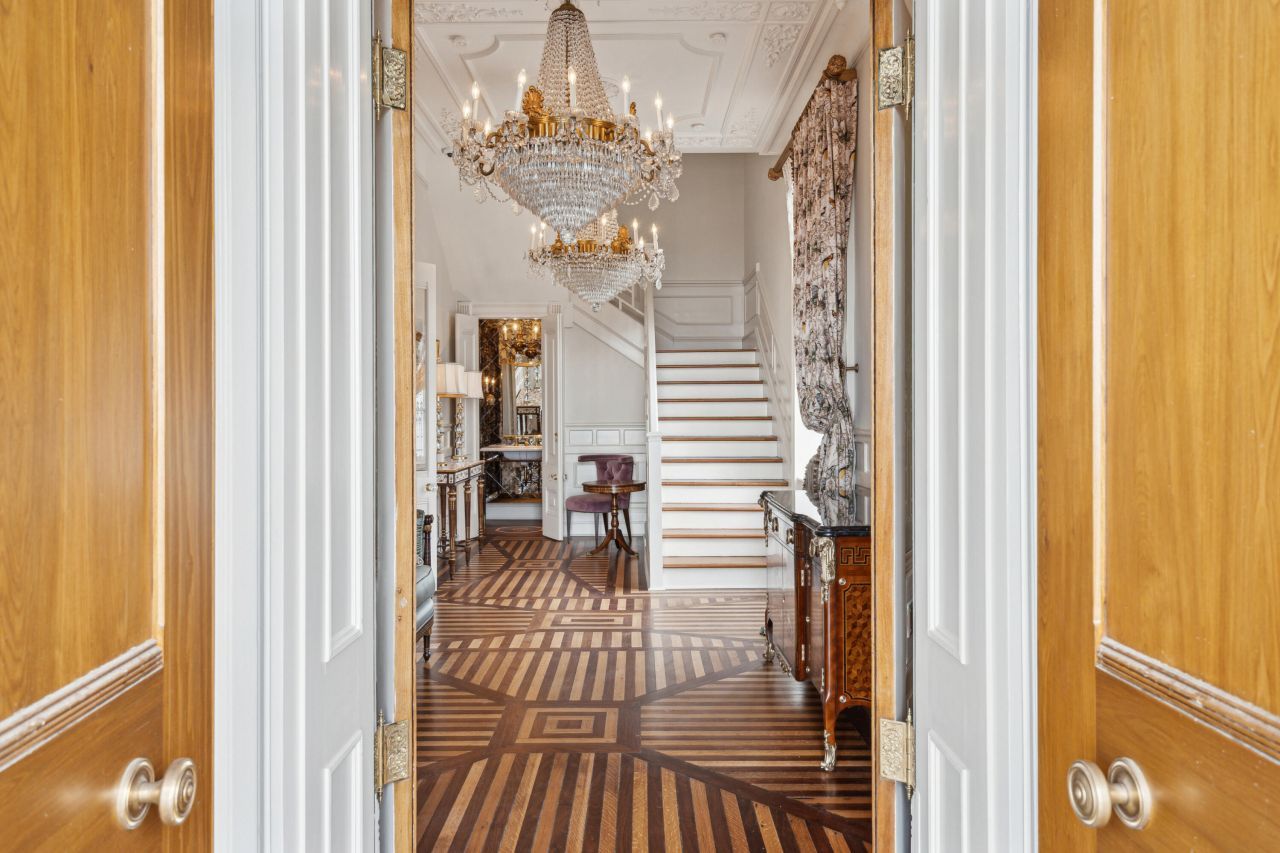 25 East Battery Street Photo 8