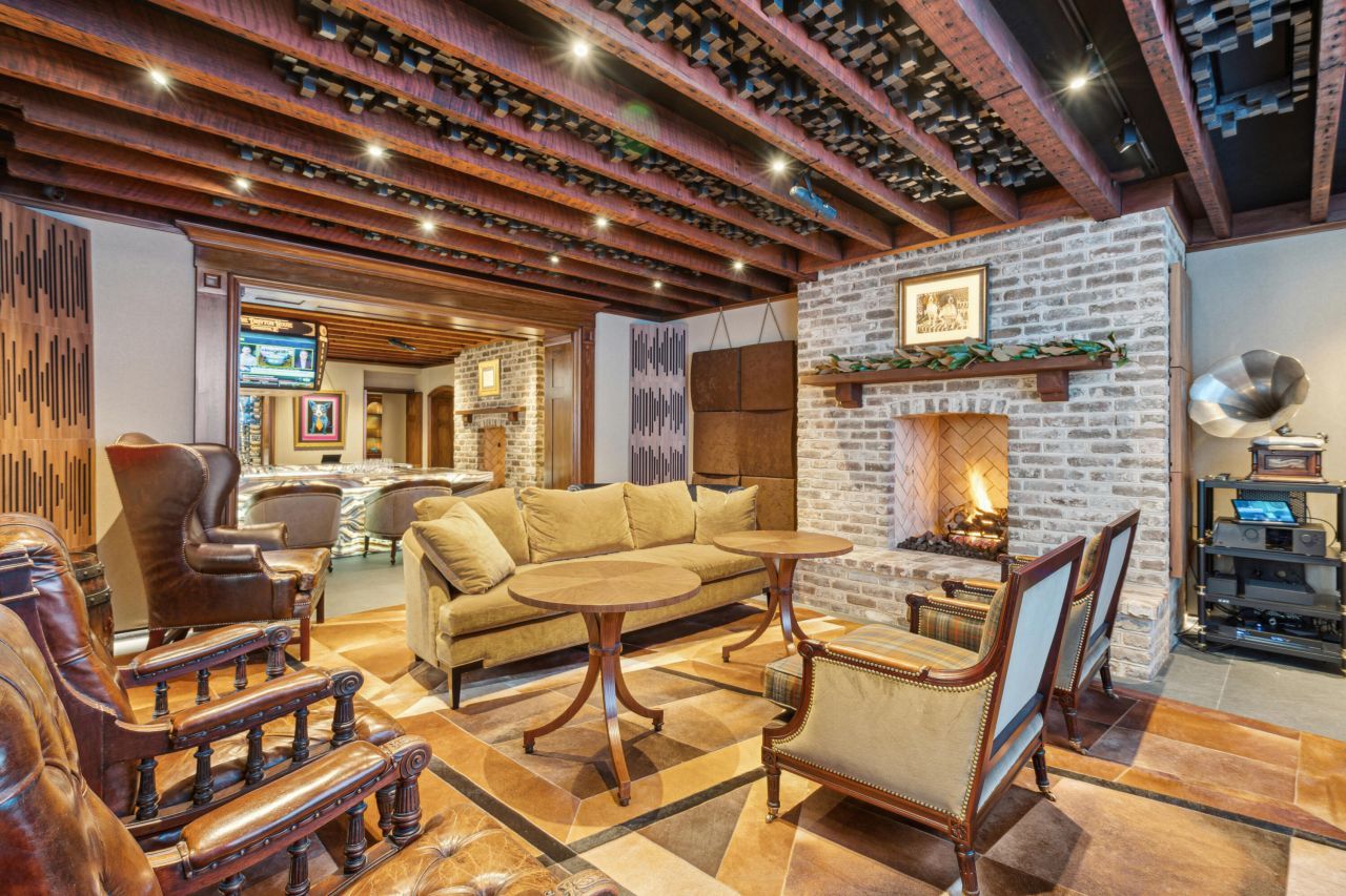 25 East Battery Street Photo 90