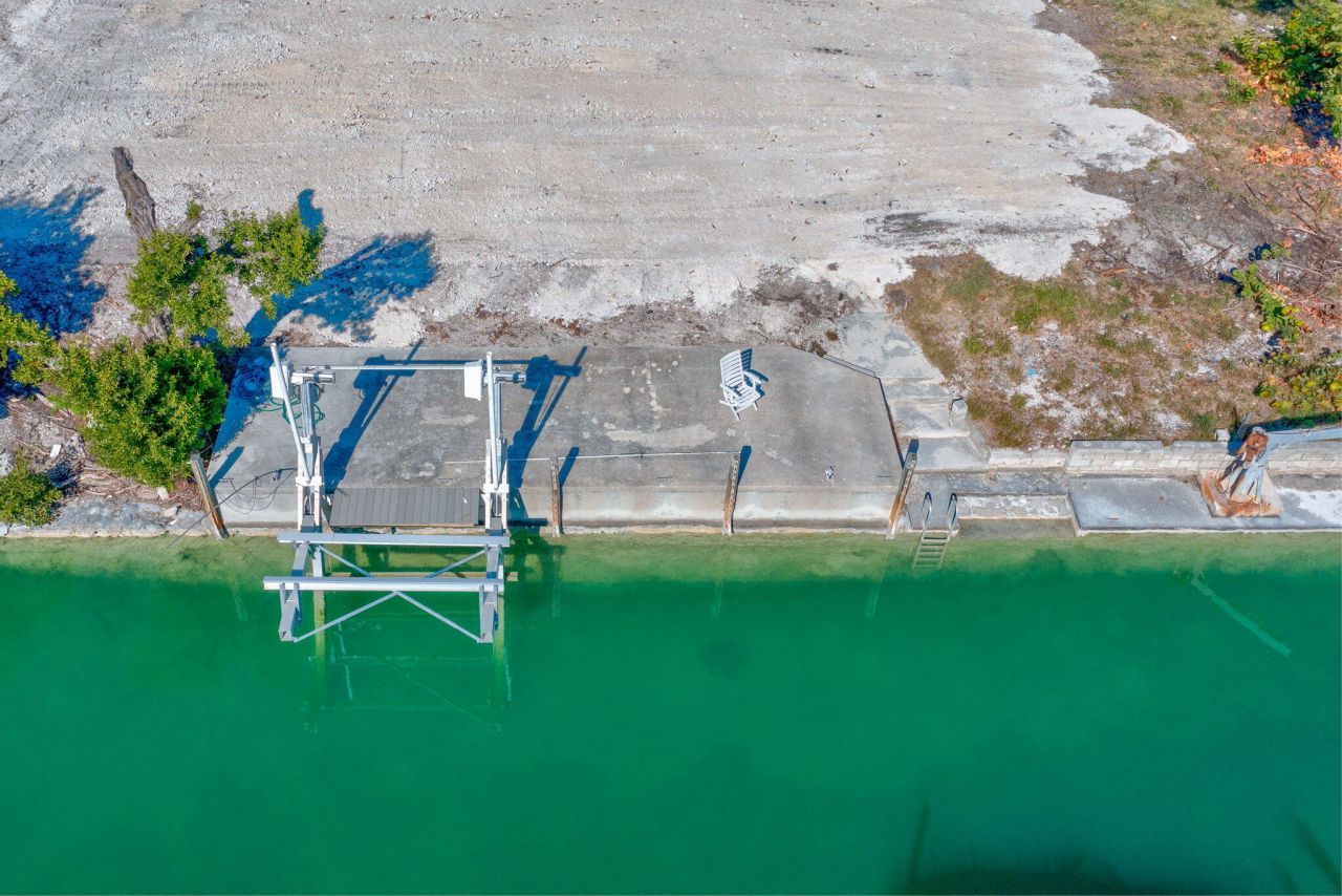 21082 6th Avenue, Cudjoe, FL 33042 Photo