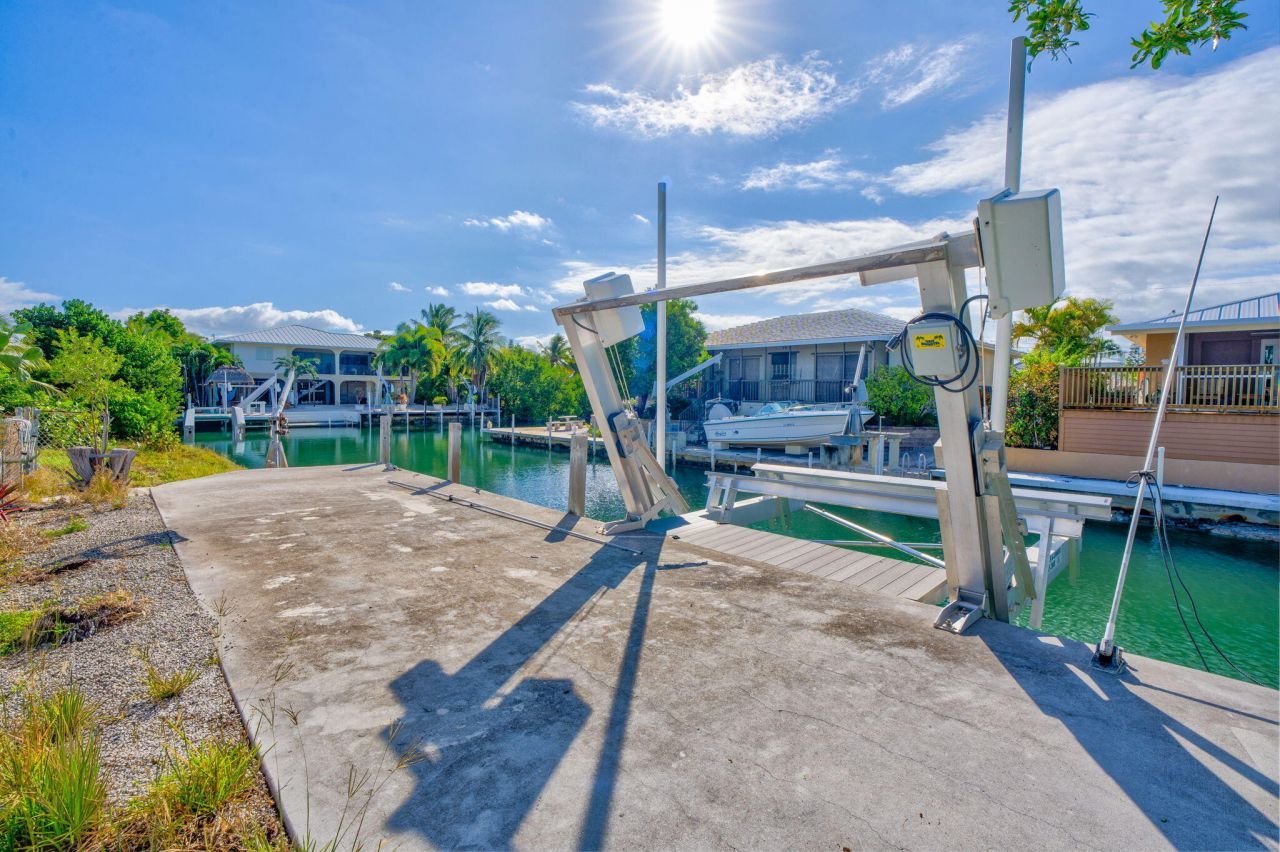 21082 6th Avenue, Cudjoe, FL 33042 Photo