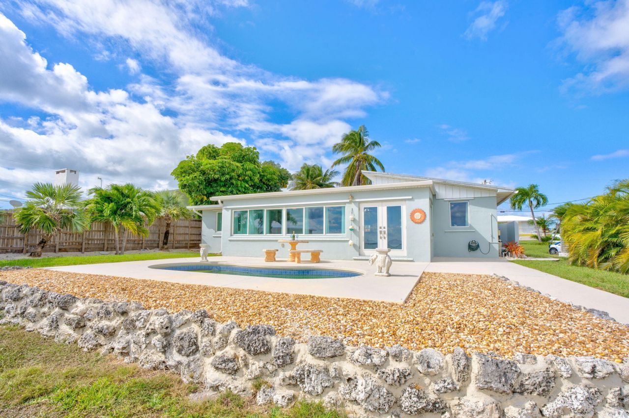 1607 Sunrise Drive, Big Pine Key, FL 33043 Photo