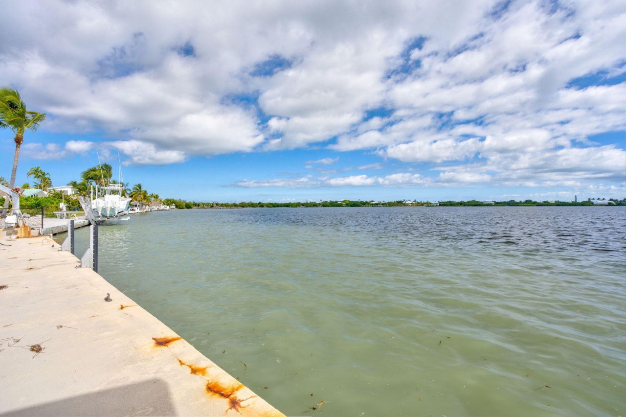 1607 Sunrise Drive, Big Pine Key, FL 33043 Photo