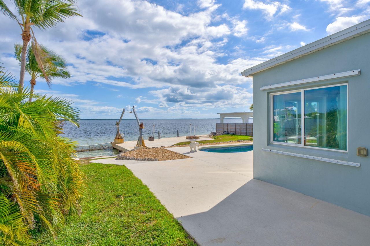 1607 Sunrise Drive, Big Pine Key, FL 33043 Photo