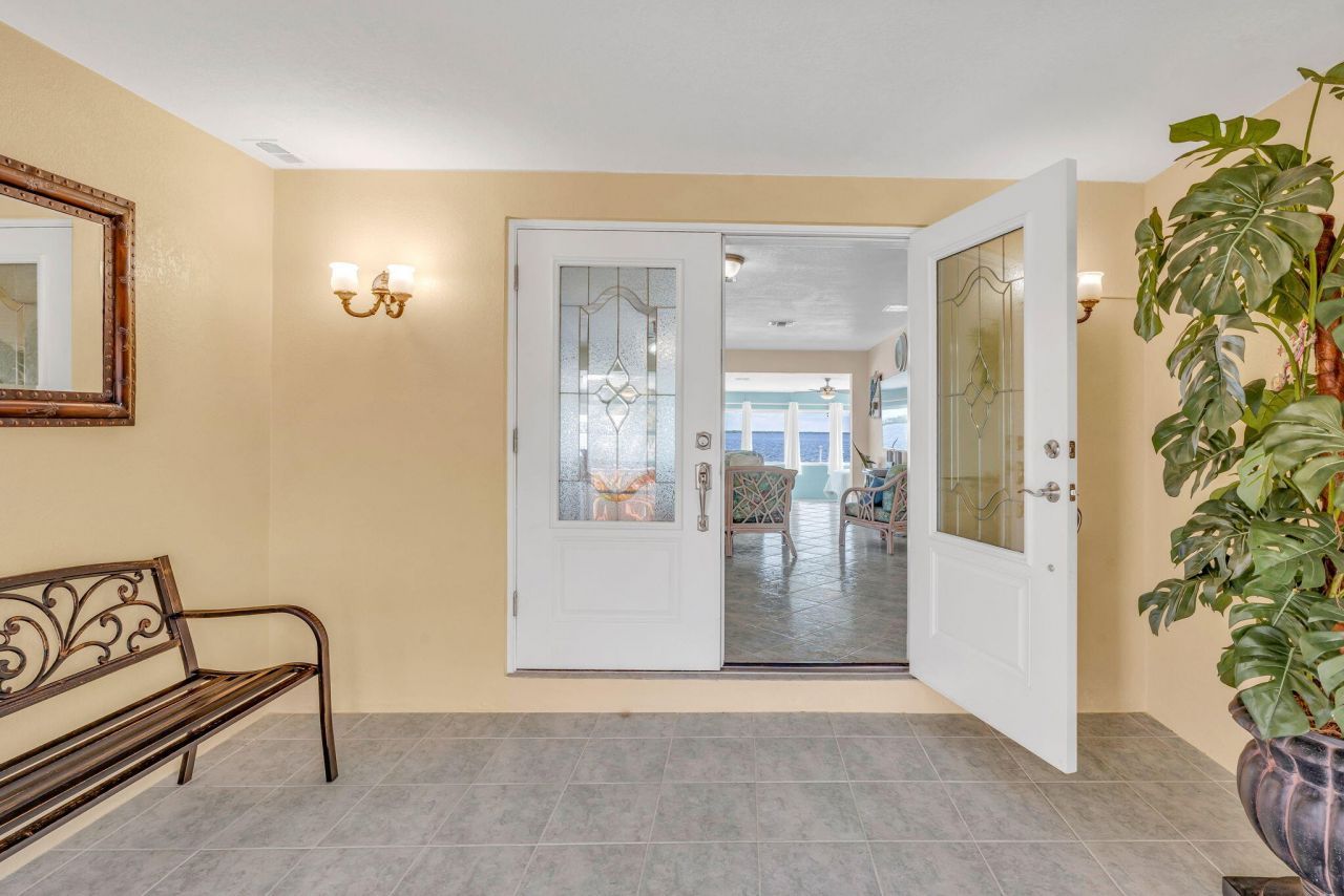 1607 Sunrise Drive, Big Pine Key, FL 33043 Photo