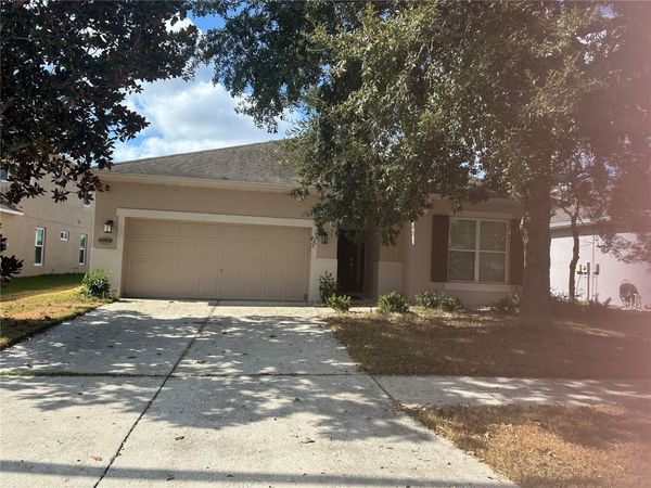 7739 SEAFIELD LANE, WESLEY CHAPEL, FL 33545