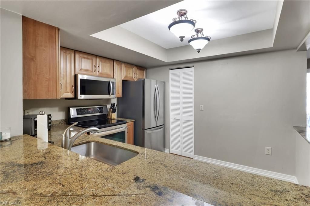 800 Meadowland Dr, Unit H, Naples, FL 34108 Photo