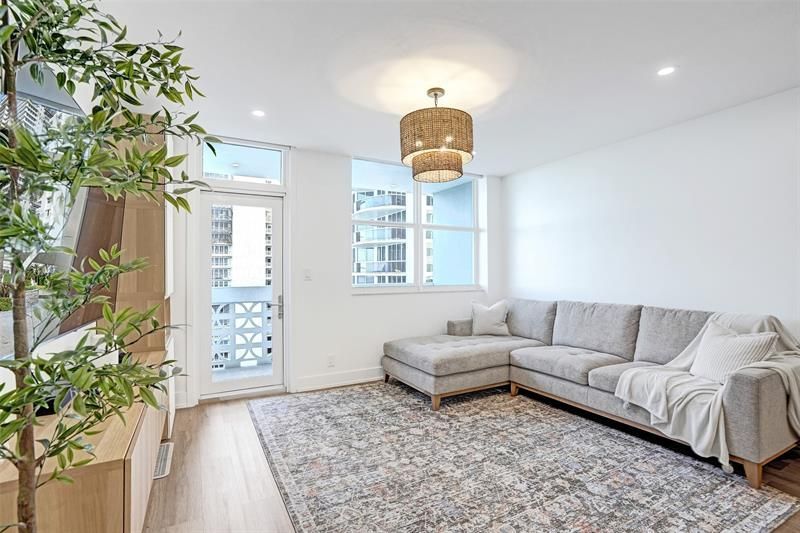 4250 Galt Ocean Drive, Unit 10C, Fort Lauderdale, FL 33308 Photo