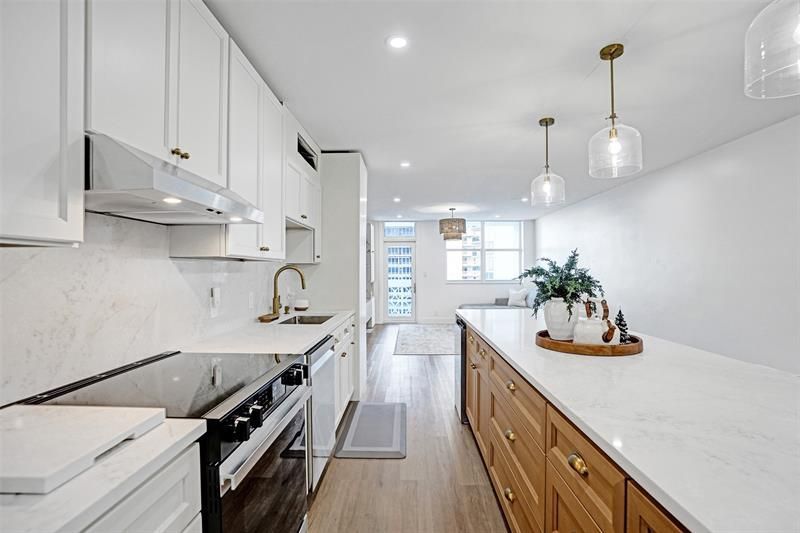 4250 Galt Ocean Drive, Unit 10C, Fort Lauderdale, FL 33308 Photo