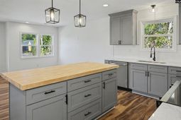 1506 S Kilbourne Road  photo 4