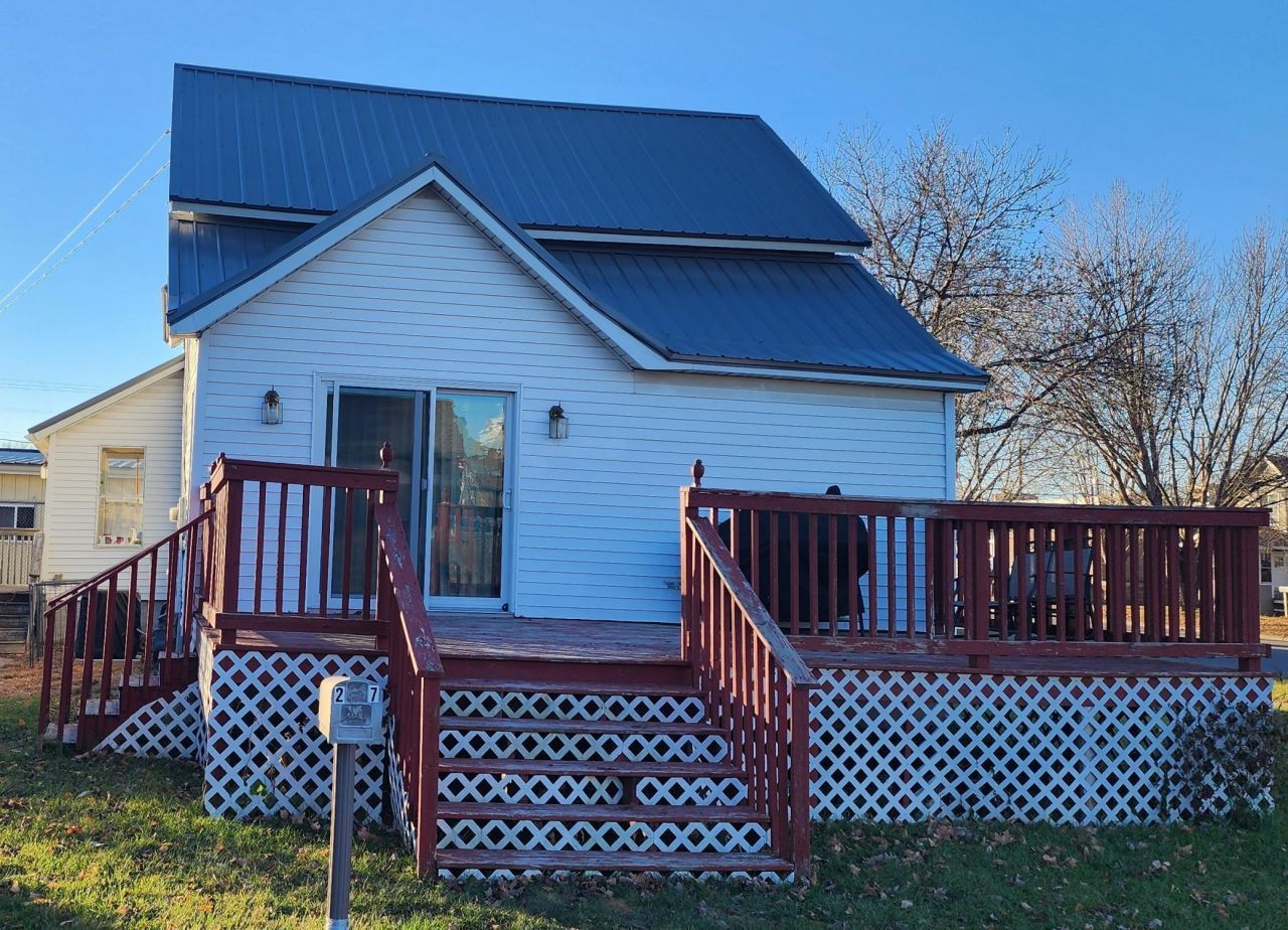 27 1st Avenue S, Long Prairie, MN 56347 Main Photo