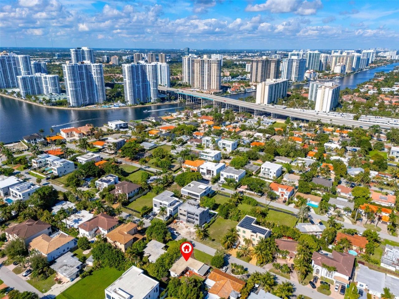 242 189th St, Sunny Isles Beach, FL 33160 Photo