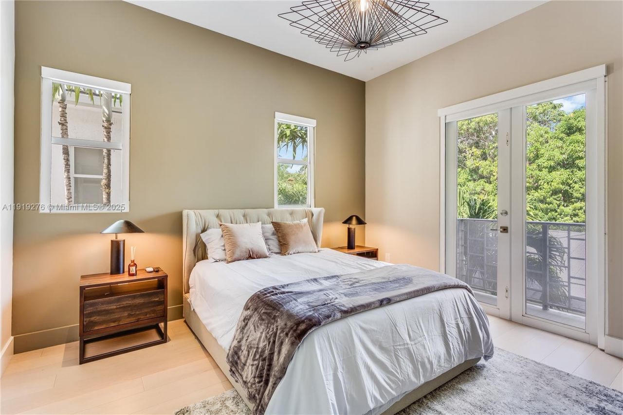 Please Call For Address, Miami, FL 33133 Photo