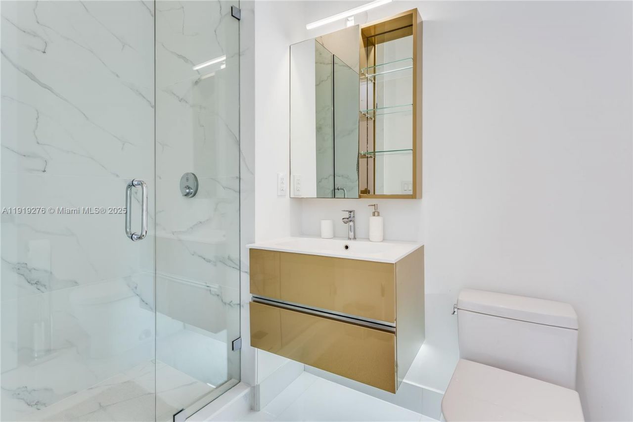 Please Call For Address, Miami, FL 33133 Photo