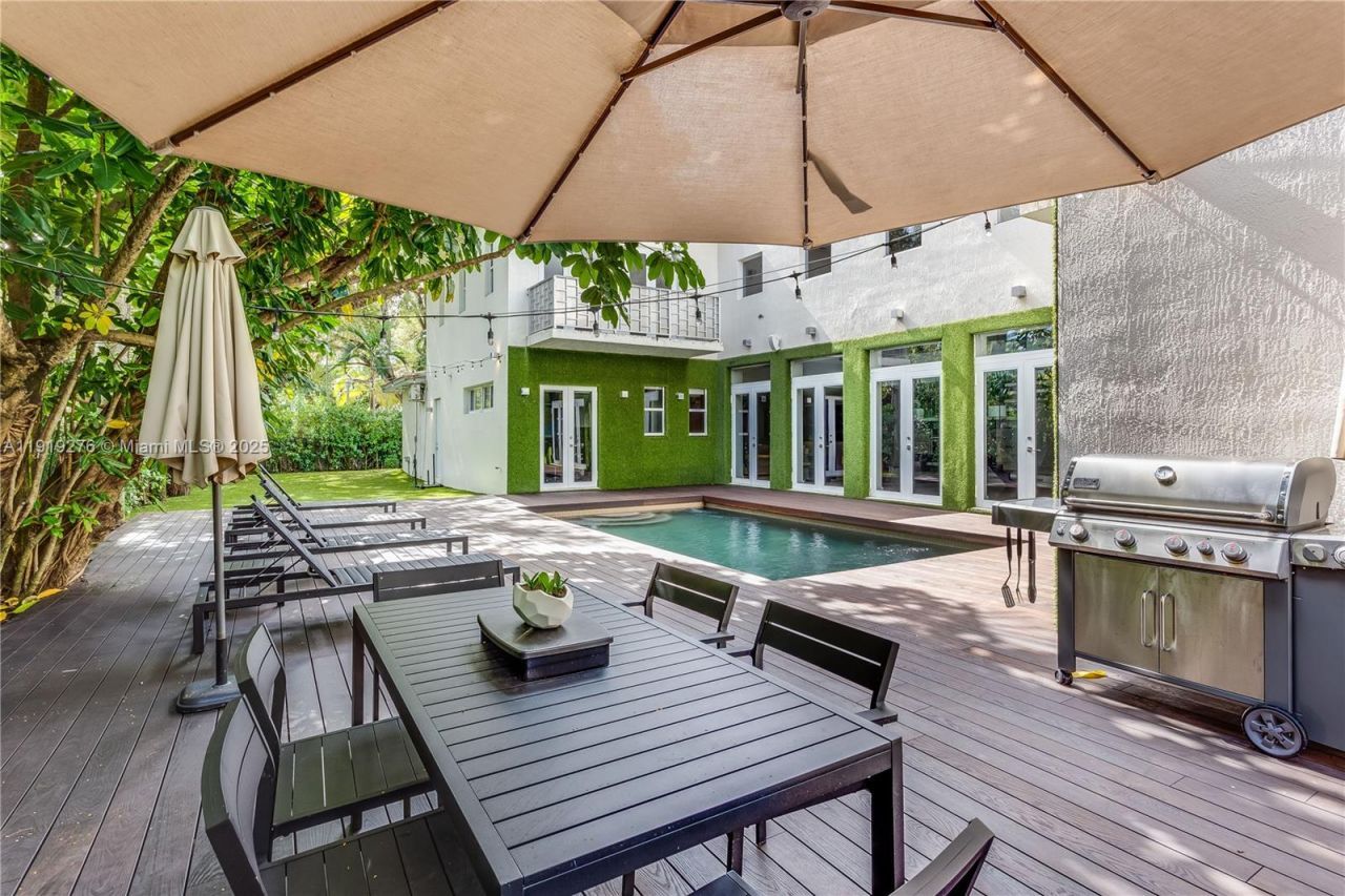 Please Call For Address, Miami, FL 33133 Photo