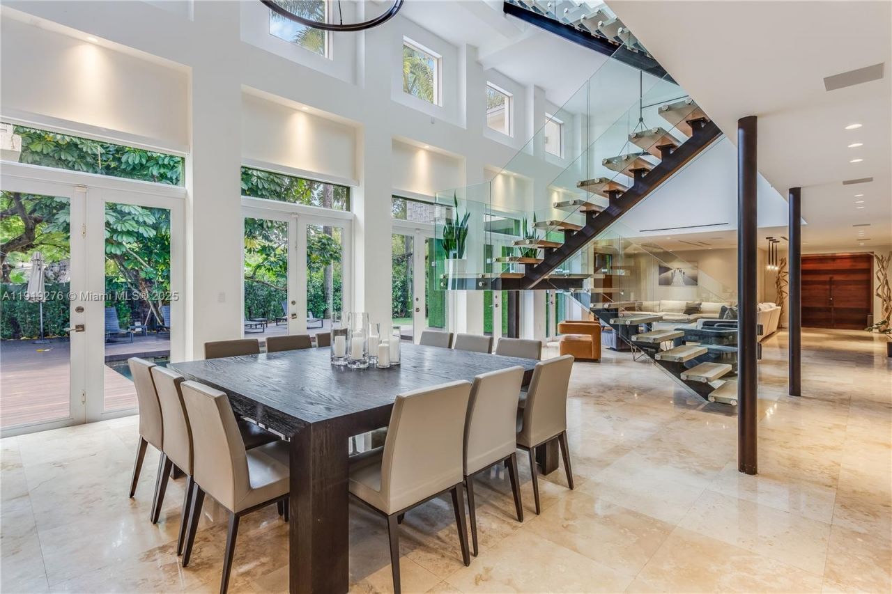 Please Call For Address, Miami, FL 33133 Photo